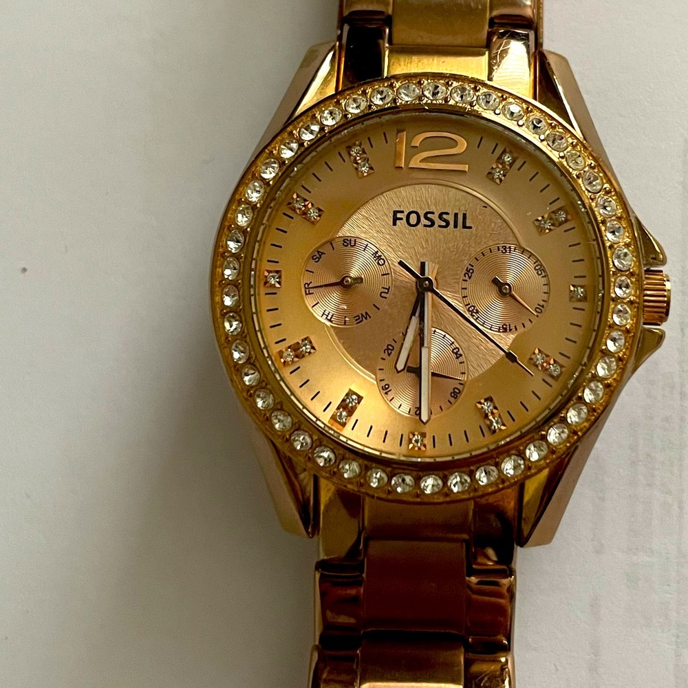 Fossil Gold Watch with Swavroski Crystal Bessel